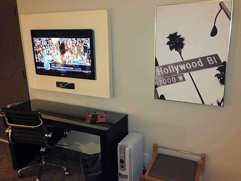 Hollywood Hotel