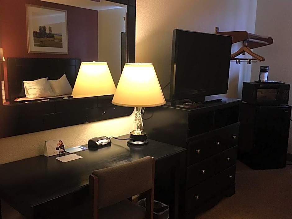 Super 8 by Wyndham New Castle