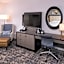 DoubleTree by Hilton Hotel Utica