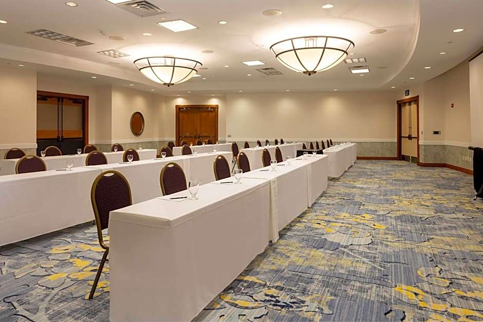 Hilton Austin Airport