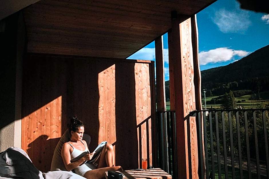 Photo 1 of 15 of Deluxe, Balcony