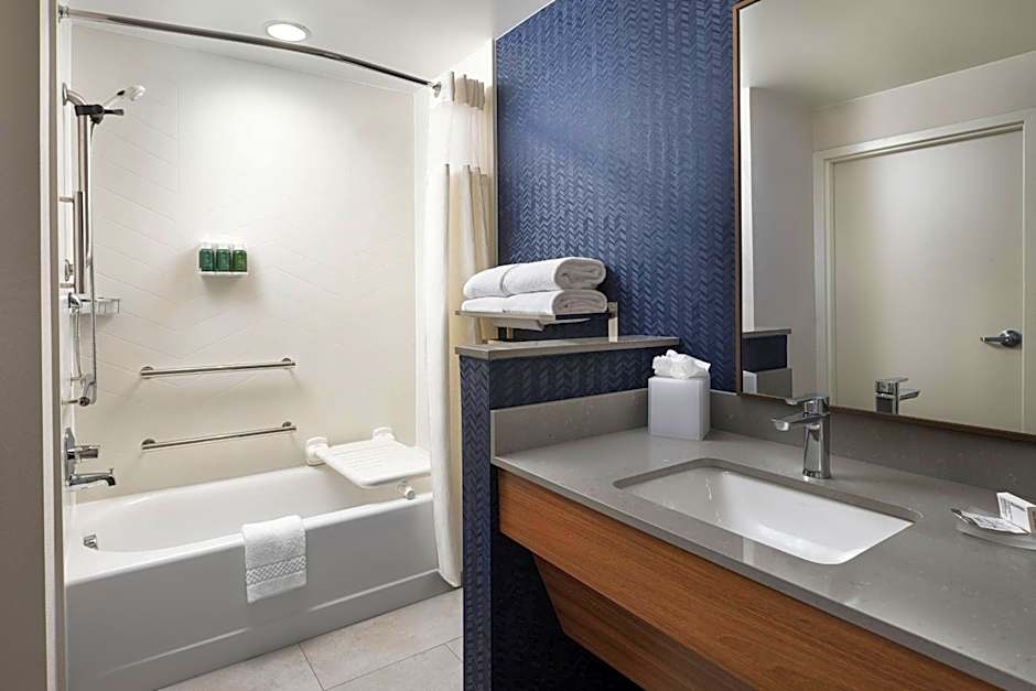 Fairfield Inn & Suites by Marriott South Kingstown Newport Area