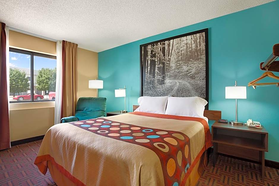 Super 8 by Wyndham Carbondale