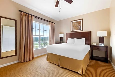 1 Bedroom Resort View Suite Plus with Balcony