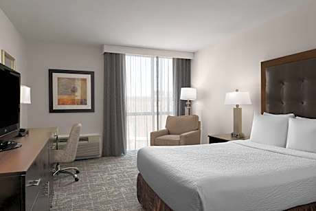 1 Double Bed, Mobility Accessible Room, Bathtub w/ Grab Bars, Non-Smoking