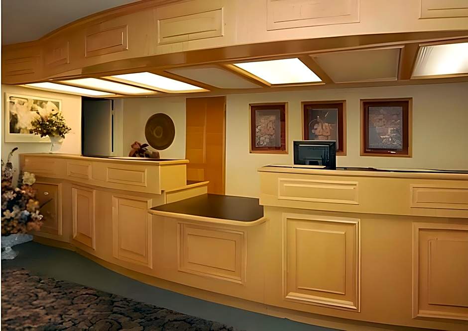 Days Inn by Wyndham Gilroy