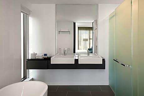 Superior Suite, 1 Bedroom Junior Suite, 1 King, Sofa bed