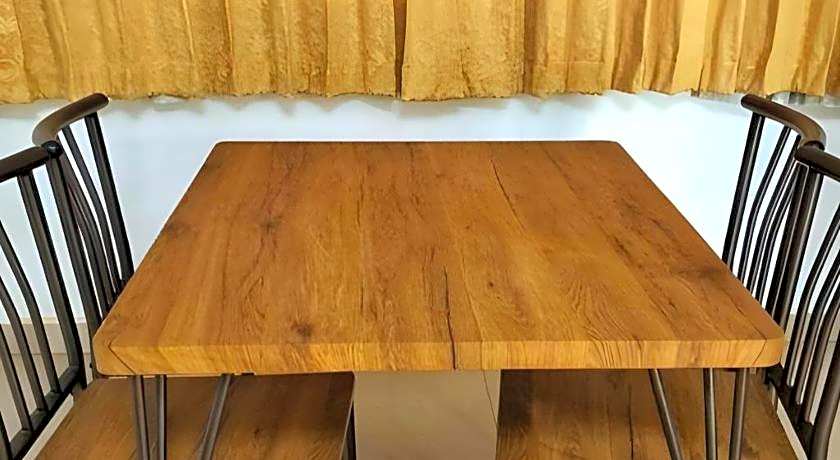 B2 Lampang City Boutique & Budget Hotel