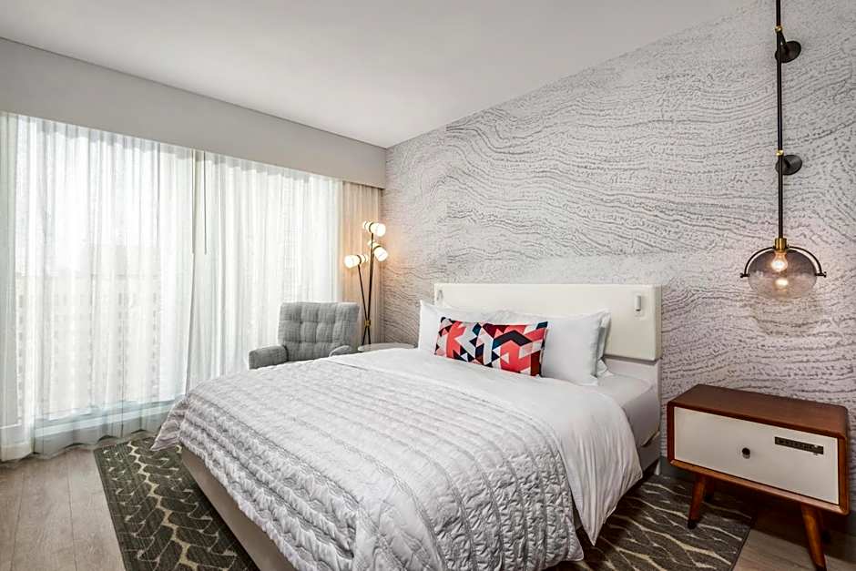 Le Meridien Denver Downtown