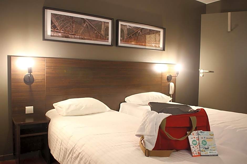 Orly Superior Hotel