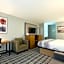 AmericInn by Wyndham Lake Mills