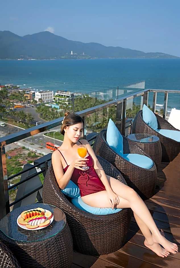 Solara Diamond Hotel Da Nang