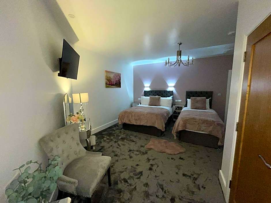 Atlantic Lodge, Main Street Ardara