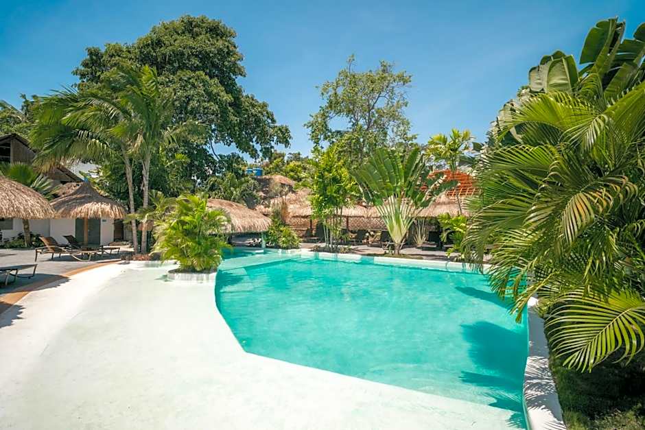 Secret Paradise Moalboal