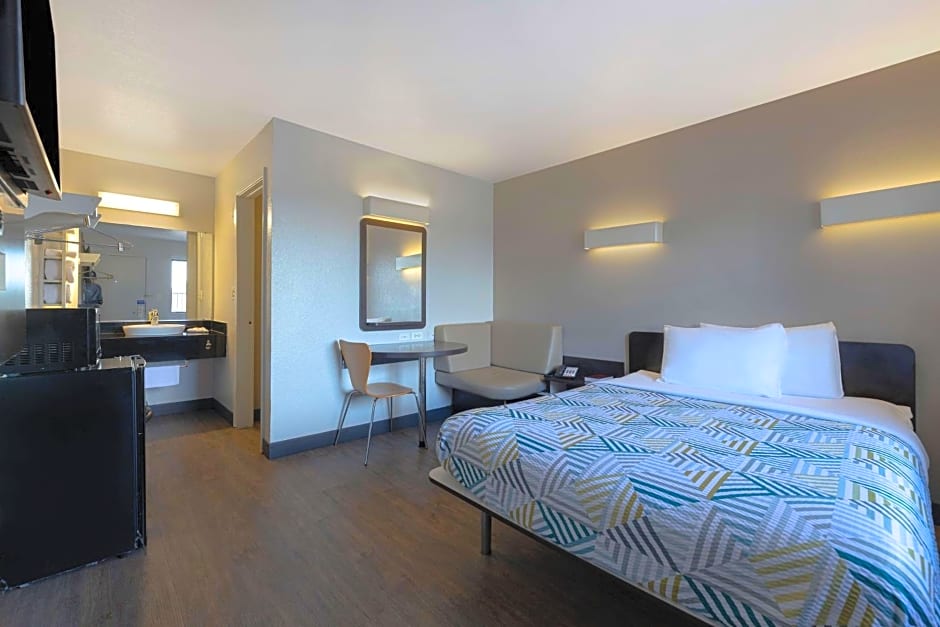 Motel 6-San Antonio, TX - West SeaWorld
