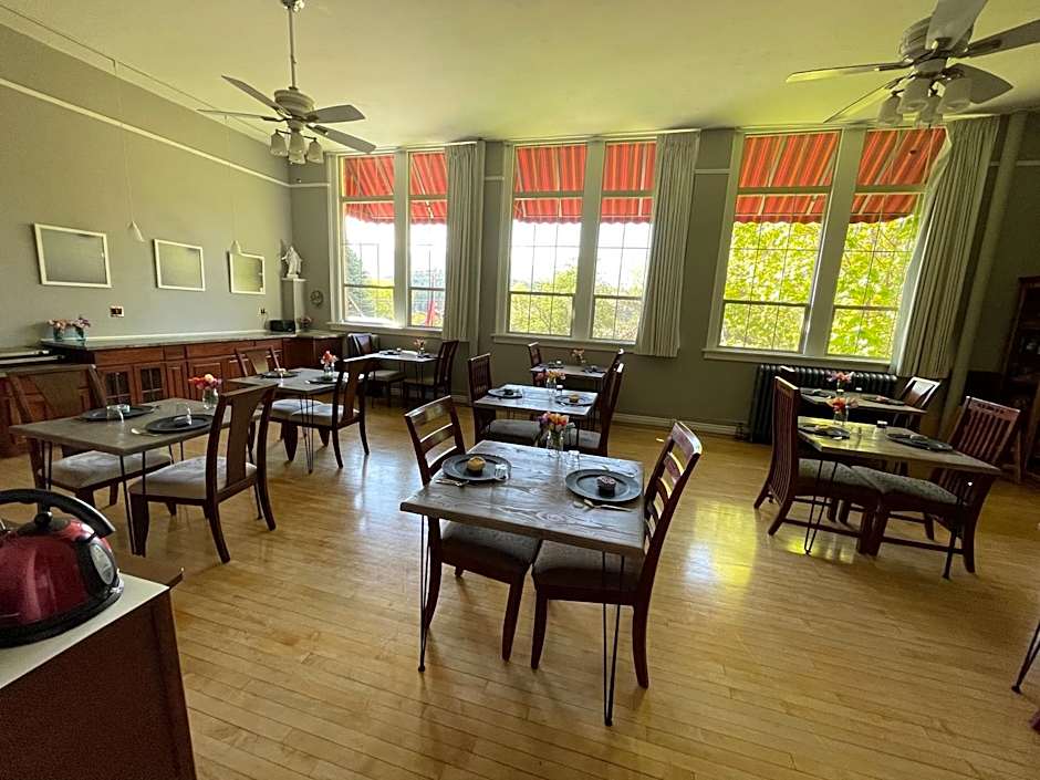 Northside School Bed & Breakfast