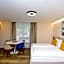 Hotel TwentyFour Living
