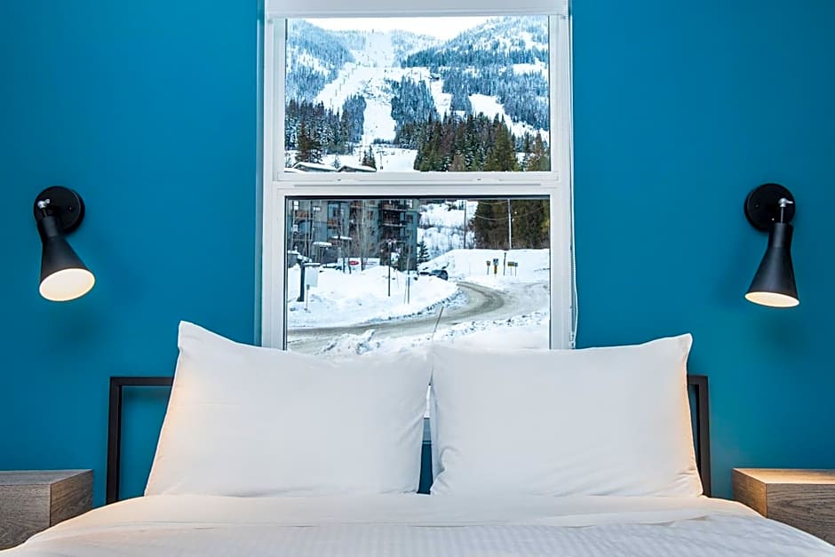 Nowhere Special Hostel