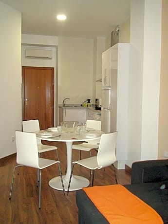 APARTMENT CAPACITY 2 TWO BEDROOMS
