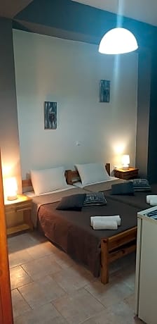 KATERINA Studios-Syros