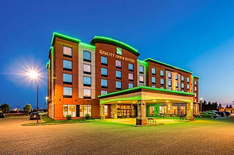 Quality Inn & Suites Levis