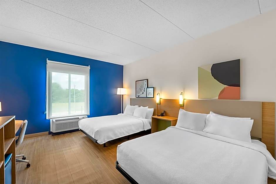 Spark by Hilton Tuscumbia Muscle Shoals