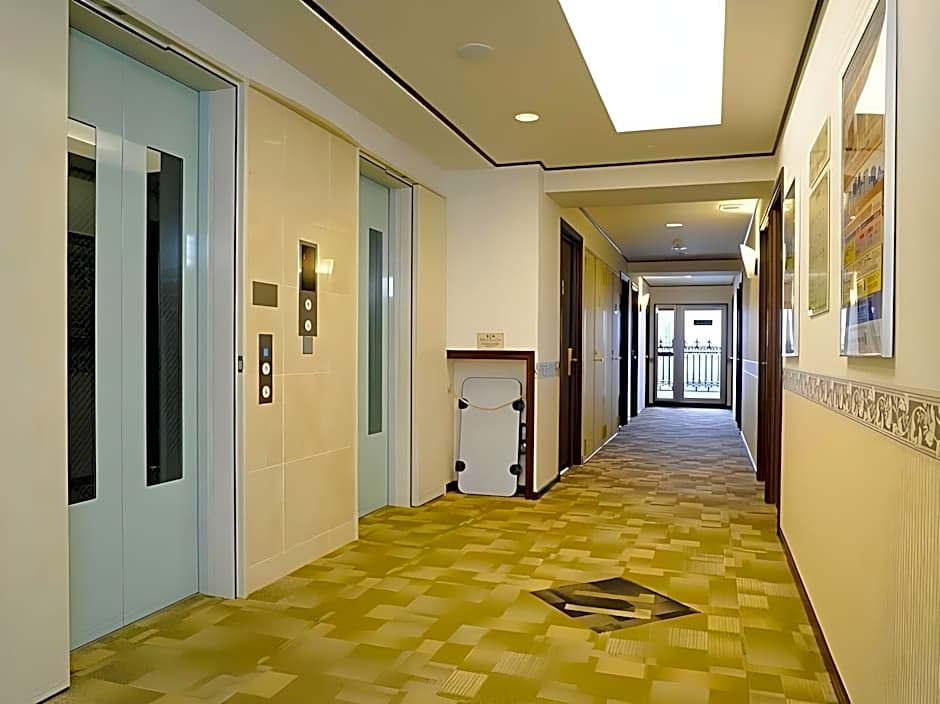 Toyoko Inn Shin-Shirakawa Ekimae
