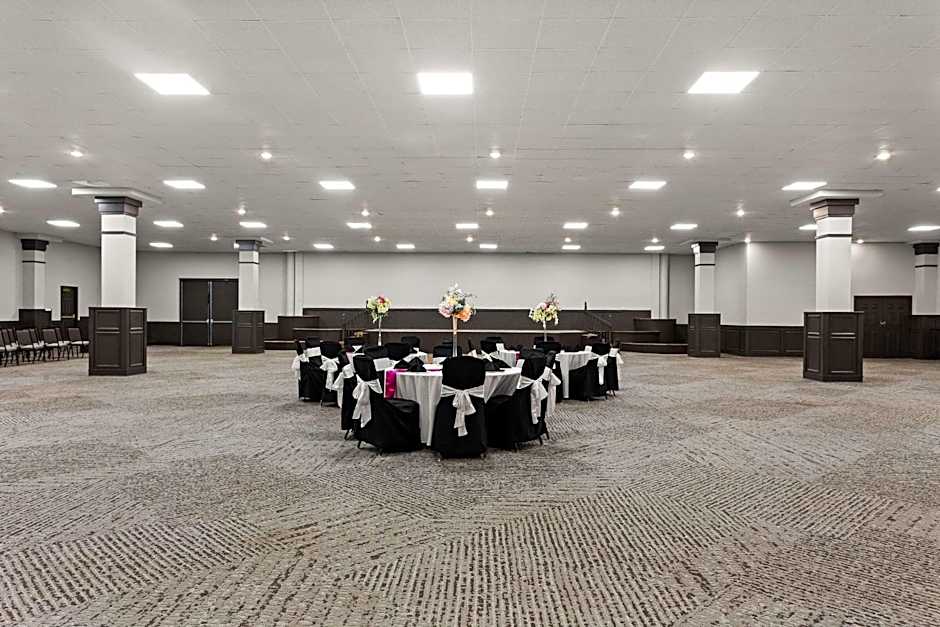 The Clover Hotel, Ascend Hotel Collection