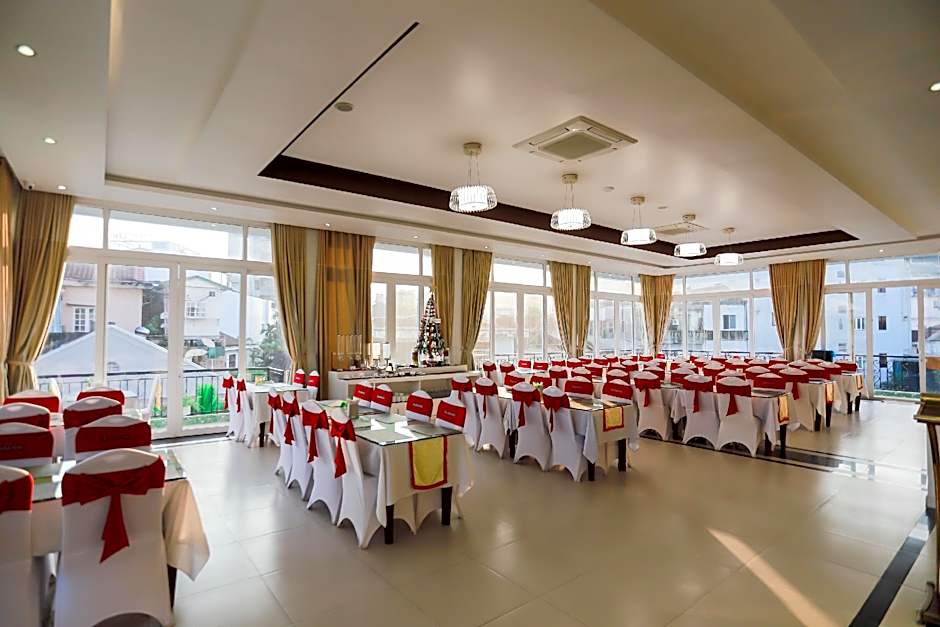 Thanh Lich Hue Hotel