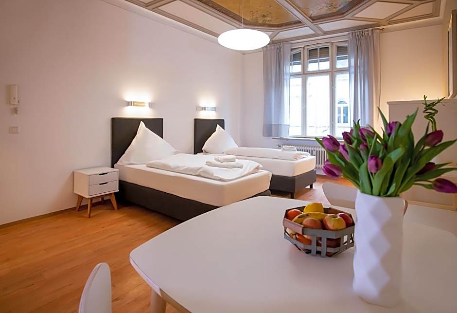 Aparthotel Villa Elon