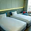 Metro Hotel