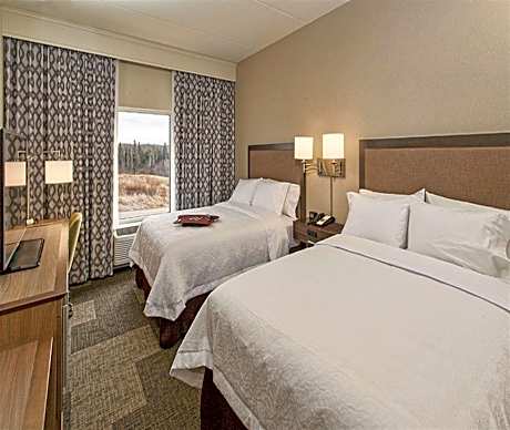 Queen Room with Two Queen Beds (4 Adults)