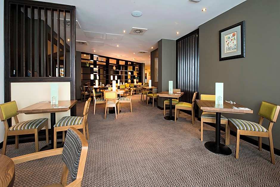 Premier Inn Heathrow Airport Terminal 4