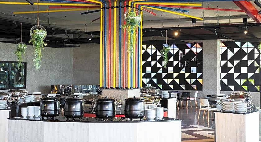 Play Phala Beach Rayong