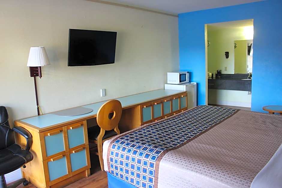 Tampa Inn Near Busch Gardens