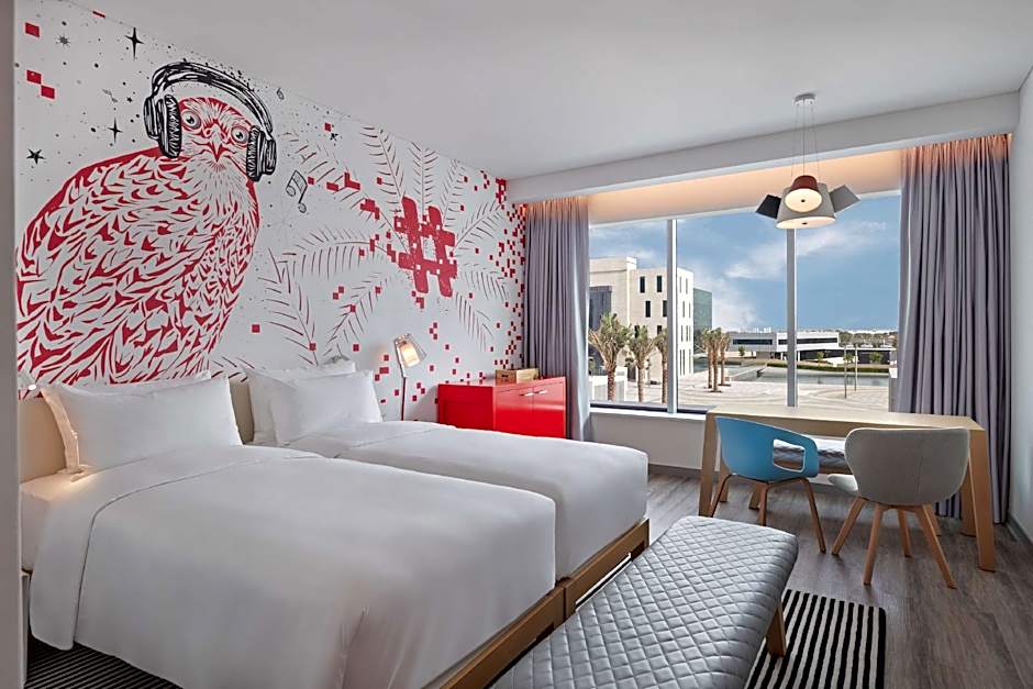 Radisson Red Dubai Silicon Oasis