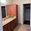Amazing Condos Beautiful View 2 Blocks To French Quarter, Small Rooftop Pool, Gym, Seanger Theater, Super Dome, And Bourbon St