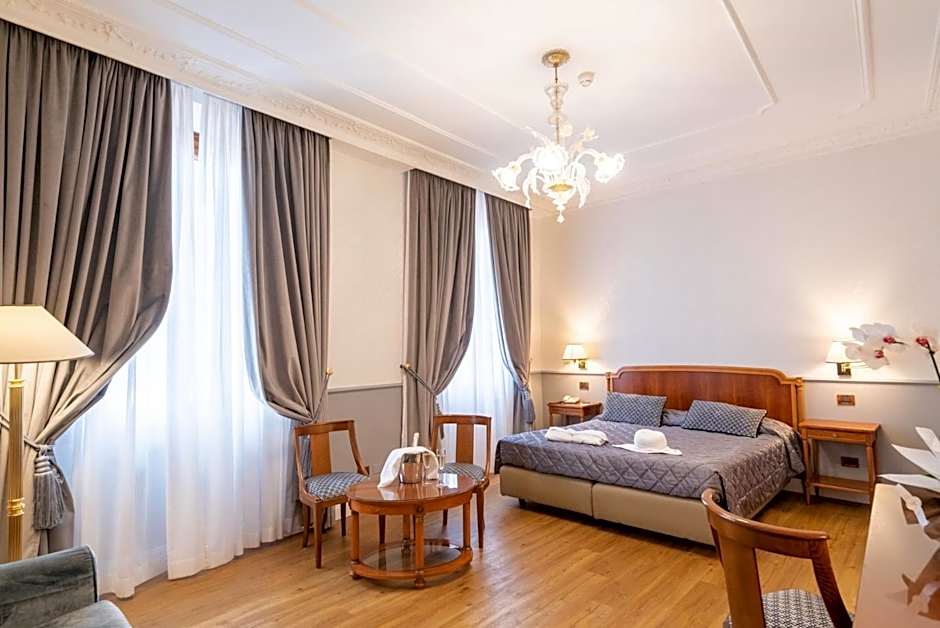 Strozzi Palace Hotel