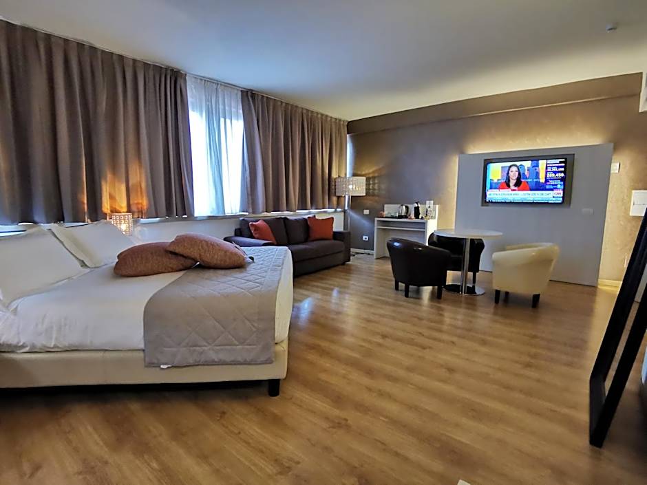 Photo 1 of 50 of Hotel President