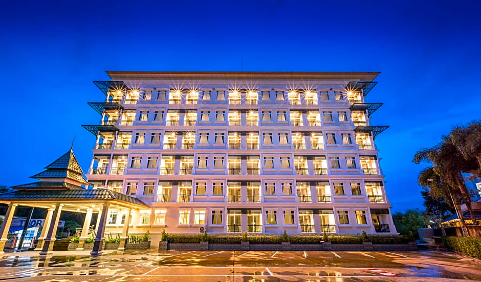 Evergreen Suite Hotel