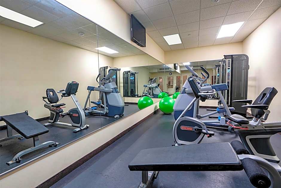 Wyndham Garden Baronne Plaza New Orleans