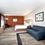Holiday Inn Express & Suites Phoenix - Glendale Sports Dist By IHG