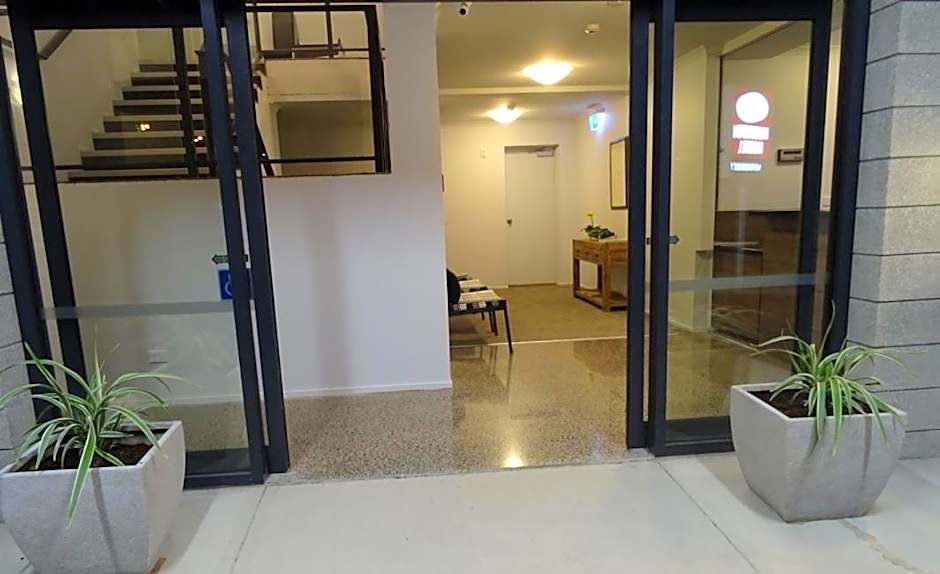 BKs Premier Motel Hamilton