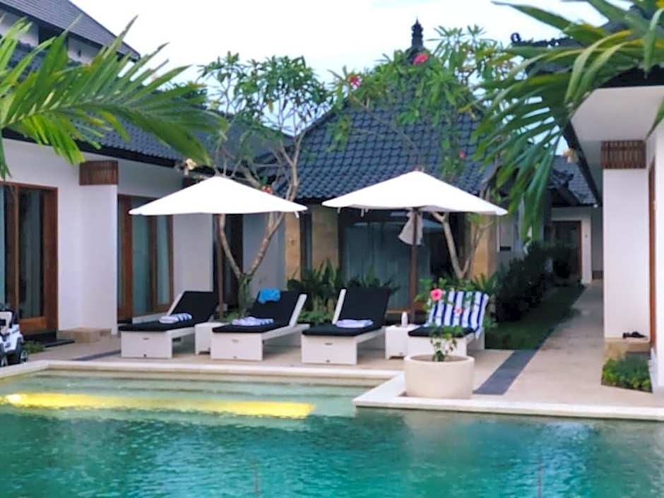 Villa Casablanca Surf Keramas