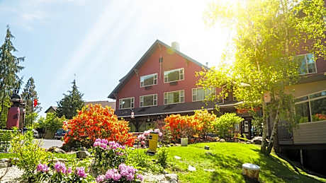 Cape Fox Lodge