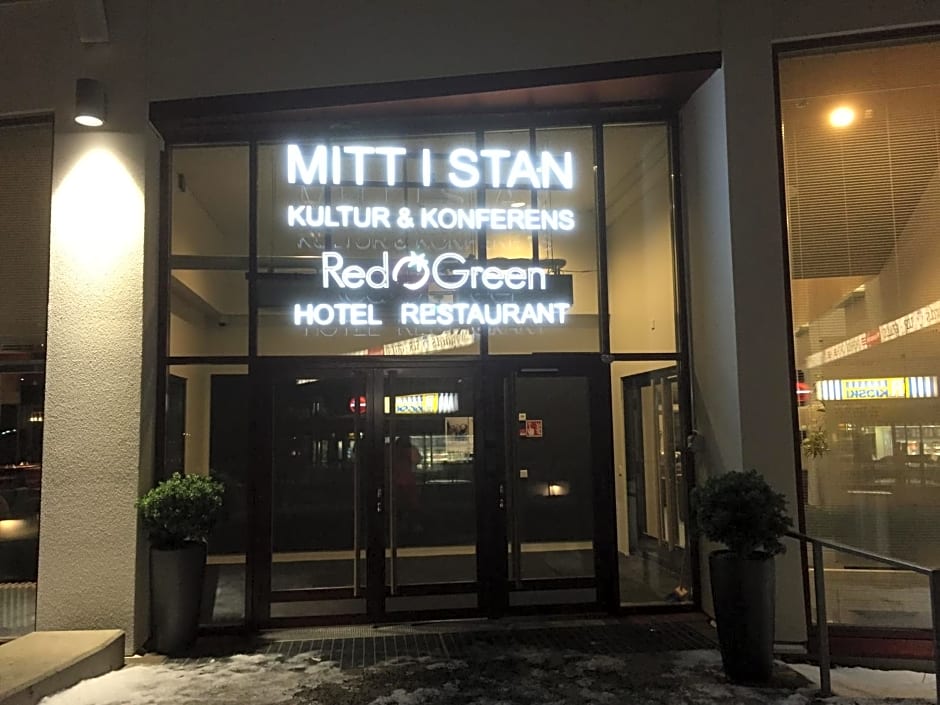 Hotel Red & Green