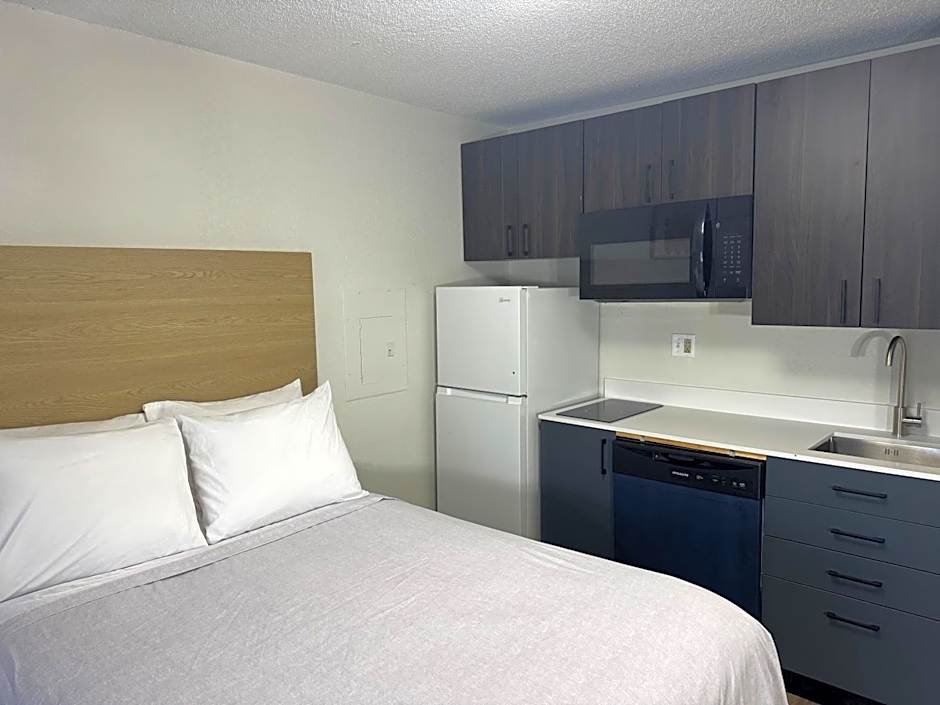 Sonesta Simply Suites Memphis