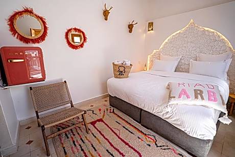 Deluxe Double Room with Shower