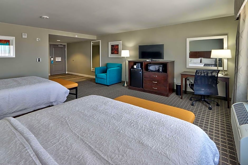 Hampton Inn By Hilton & Suites Albuquerque Airport