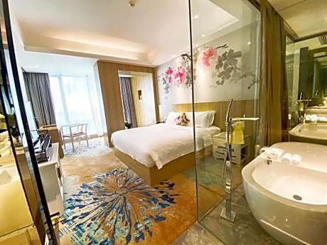 Luxury King Room